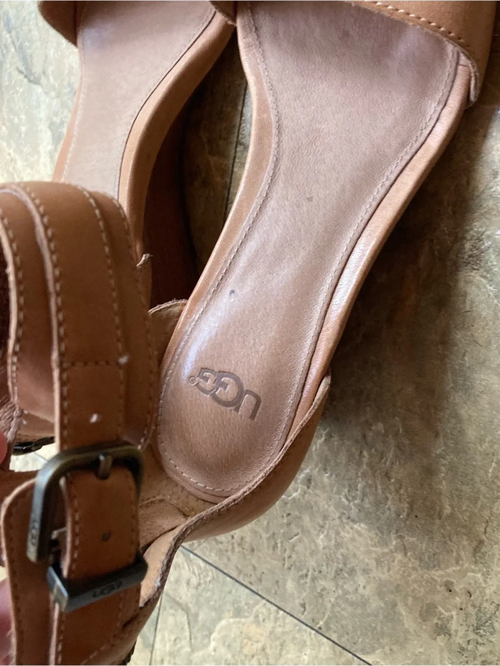 UGG char Womens Ankle-Strap Wedge Sandals -  Brown